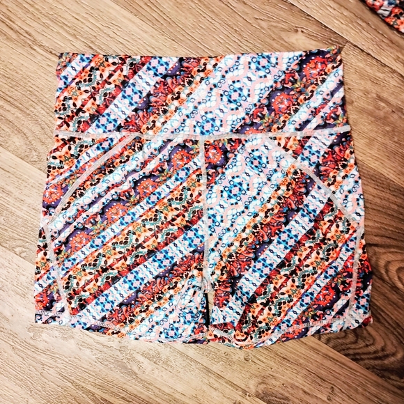 Colorful Patterned Two-Piece Set - Picture 3 of 7